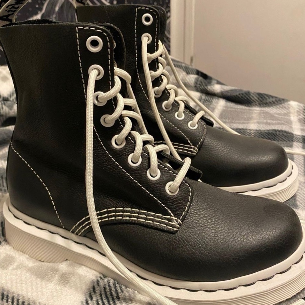 Dr Martens doc martens